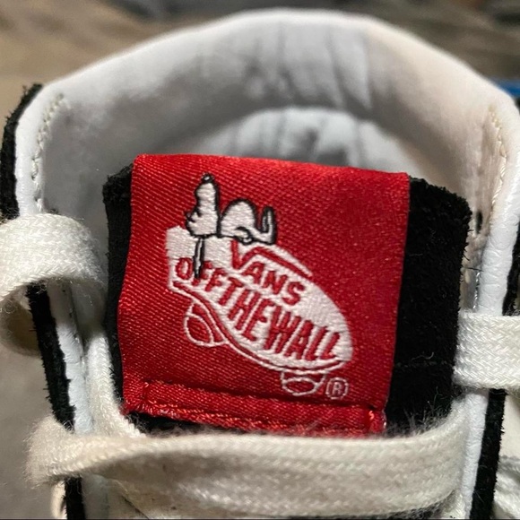 Peanuts × Vans Sk8 Hi Joe Cool - Picture 4 of 7